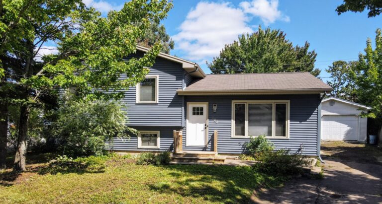 Welcome to 103 Woodleigh, conveniently located in Central Moncton, you are sure to be pleased by the close proximity to all amenities, and the lovely neighbourhood. Eye-catching as you pull in the driveway - you will be proud to call this house your Home