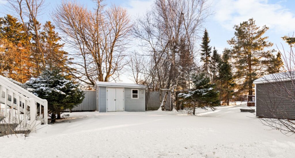 The perfect winterized cottage in Pointe-du-chene New Brunswick for sale