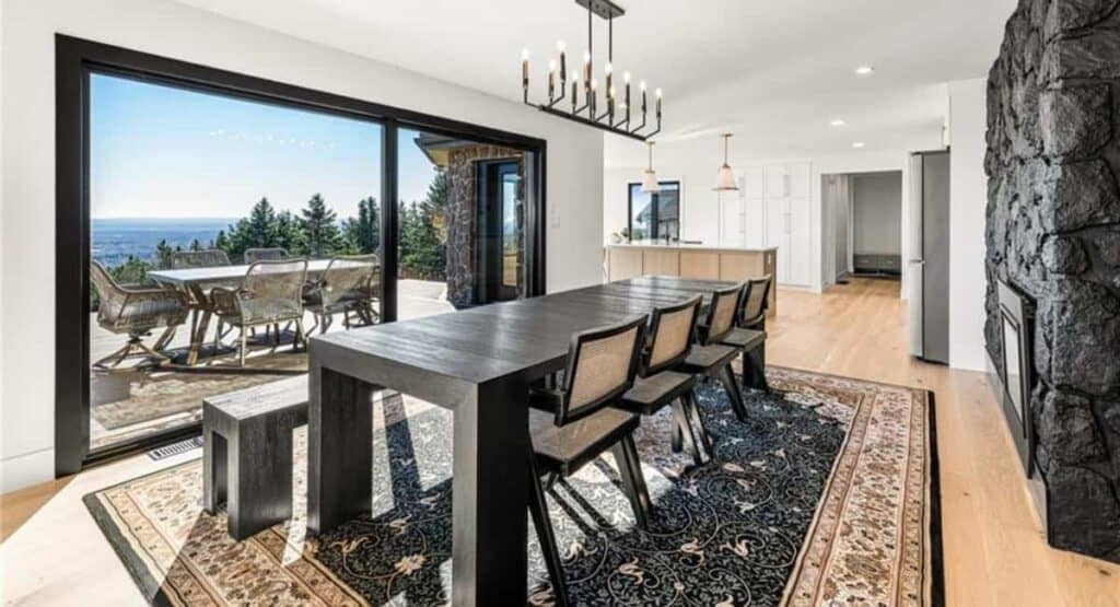 listing staging and decor