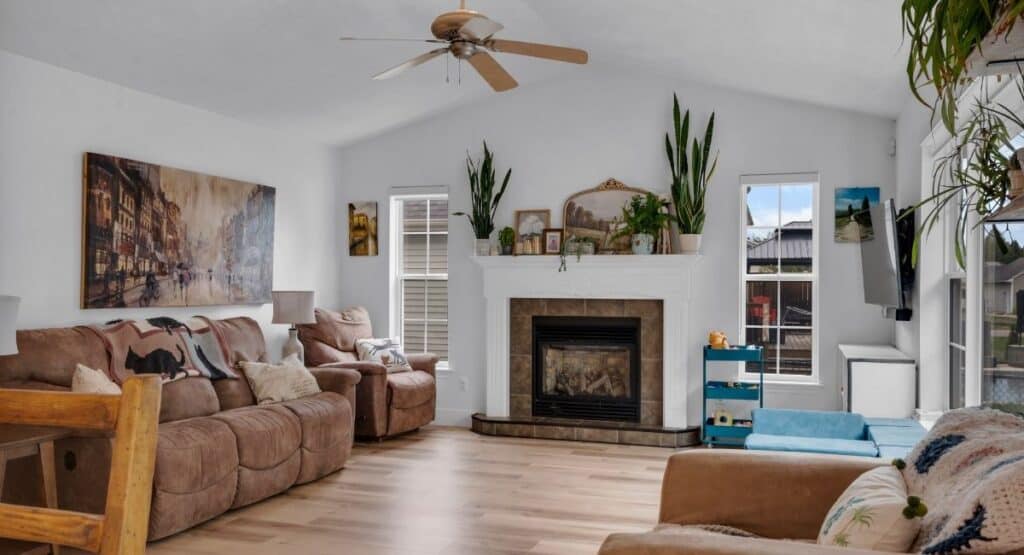 living room bungalow