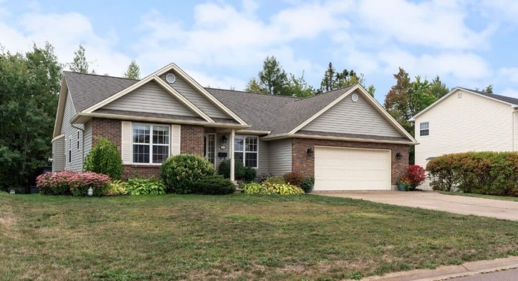 21 st martins rd for sale in Riverview