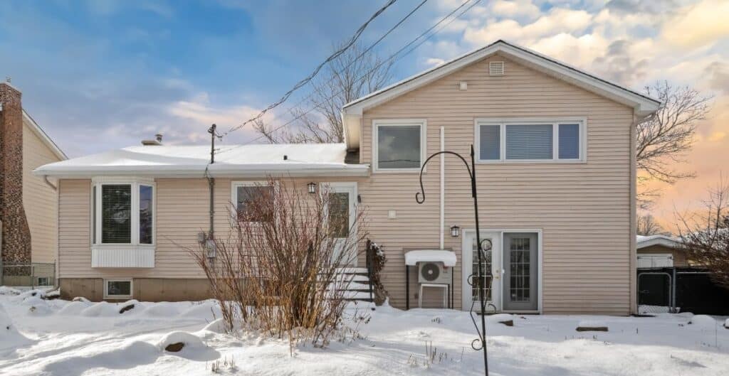 backyard home for sale Riverview