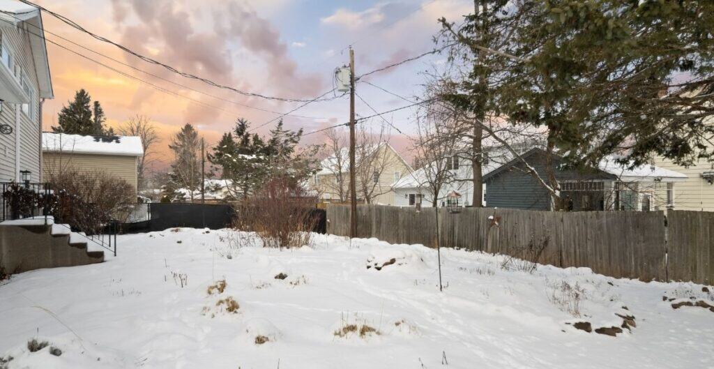 backyard home for sale in Riverview